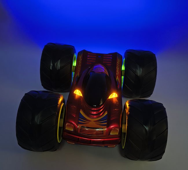 Red side of a Hitari Tumbler with LED lights.