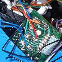 5.b. Locate legs contacts.