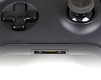 Image of an old-style Xbox One joypad connector.